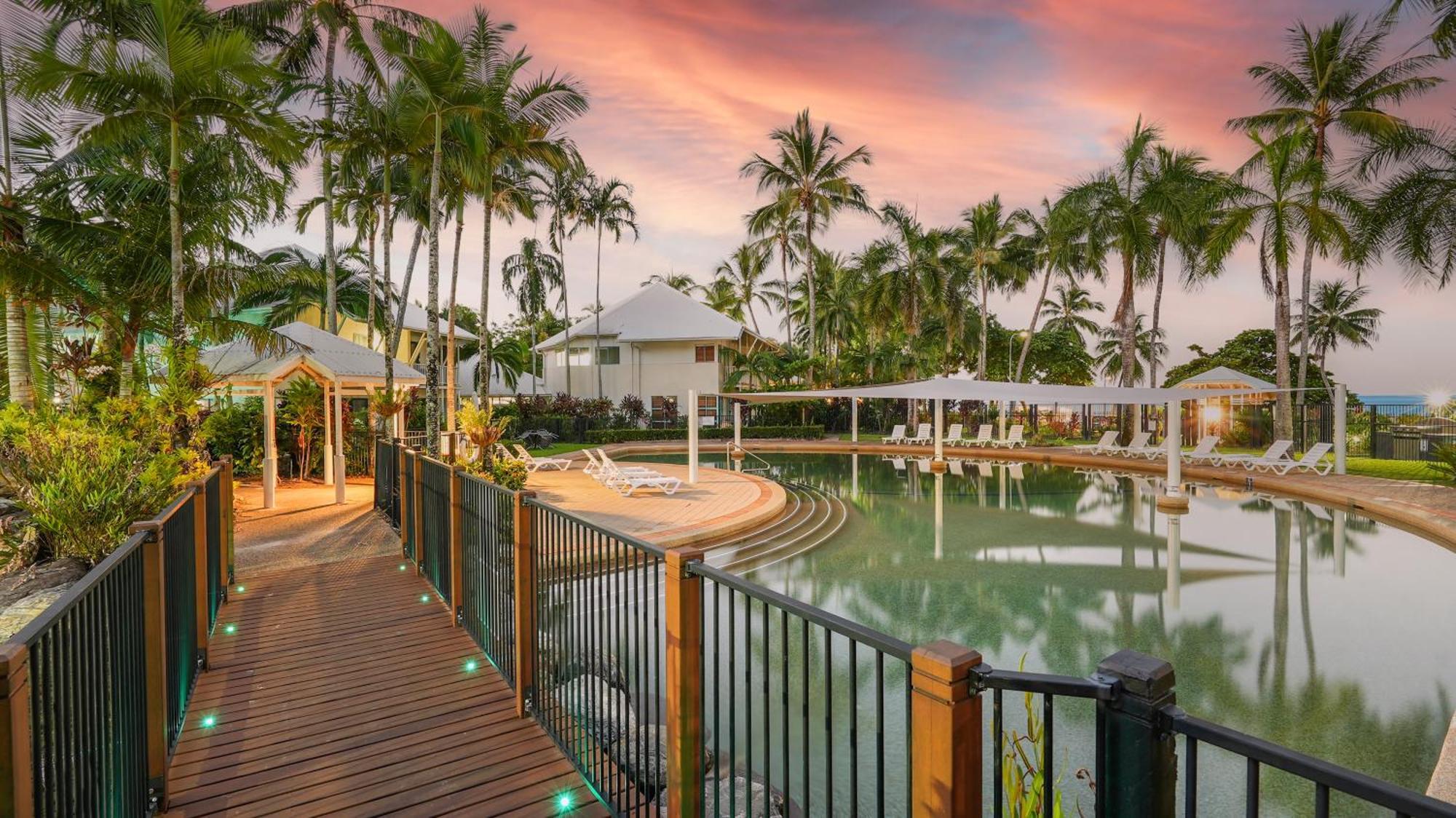 Coral Sands Beachfront Resort Trinity Beach Ngoại thất bức ảnh