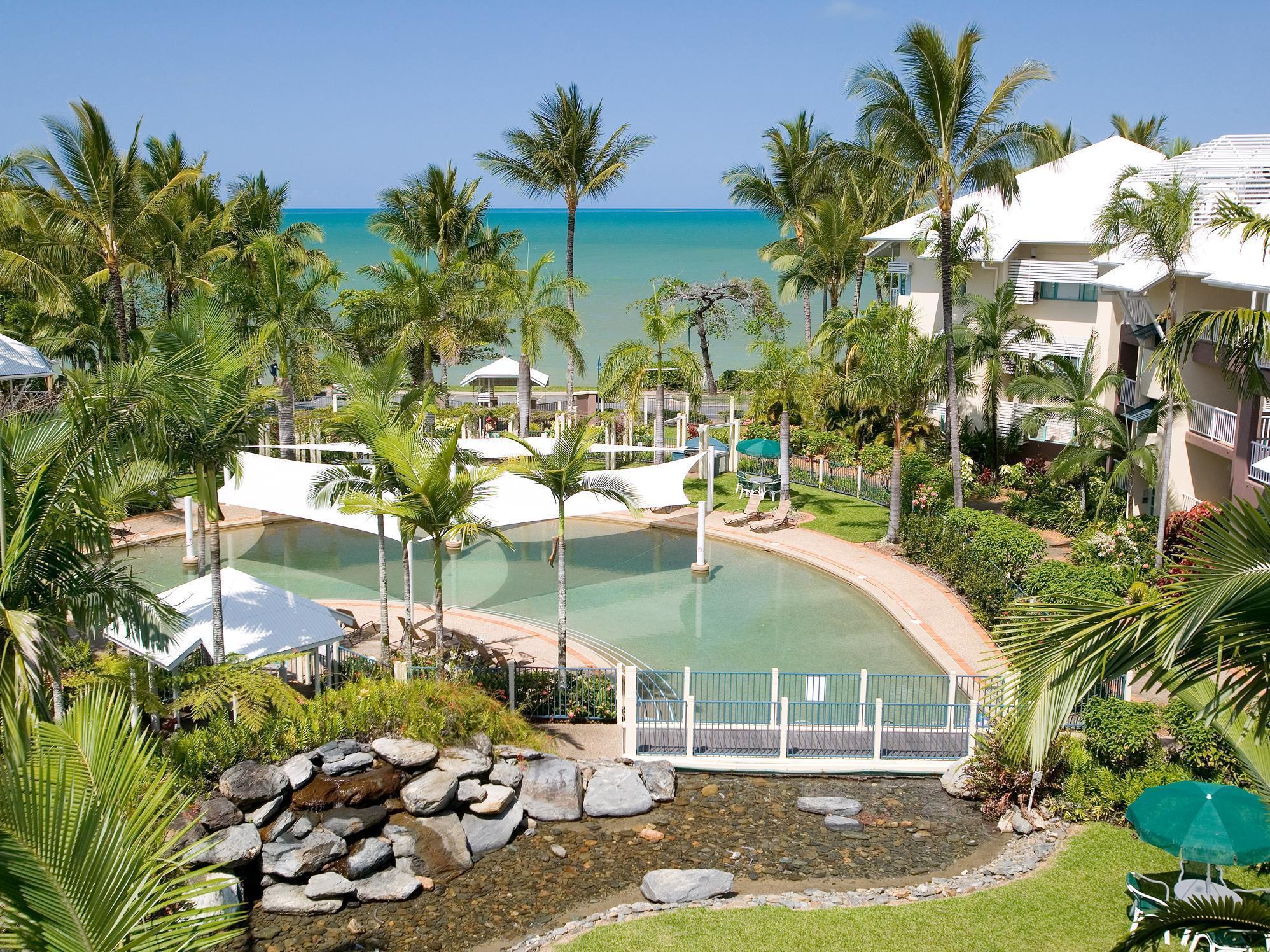 Coral Sands Beachfront Resort Trinity Beach Ngoại thất bức ảnh